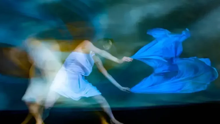 Stormuring: The Hidden Art of Resilience in Motion