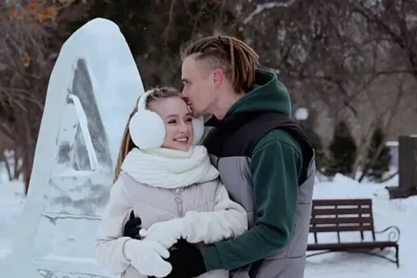 What Is a Snowball Kiss