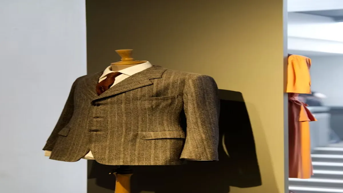 seersucker suit
